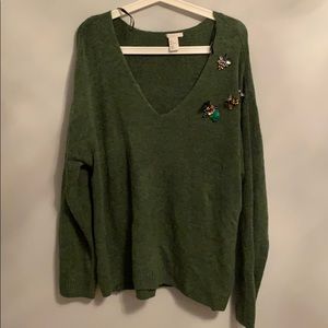 Hm sweater size large